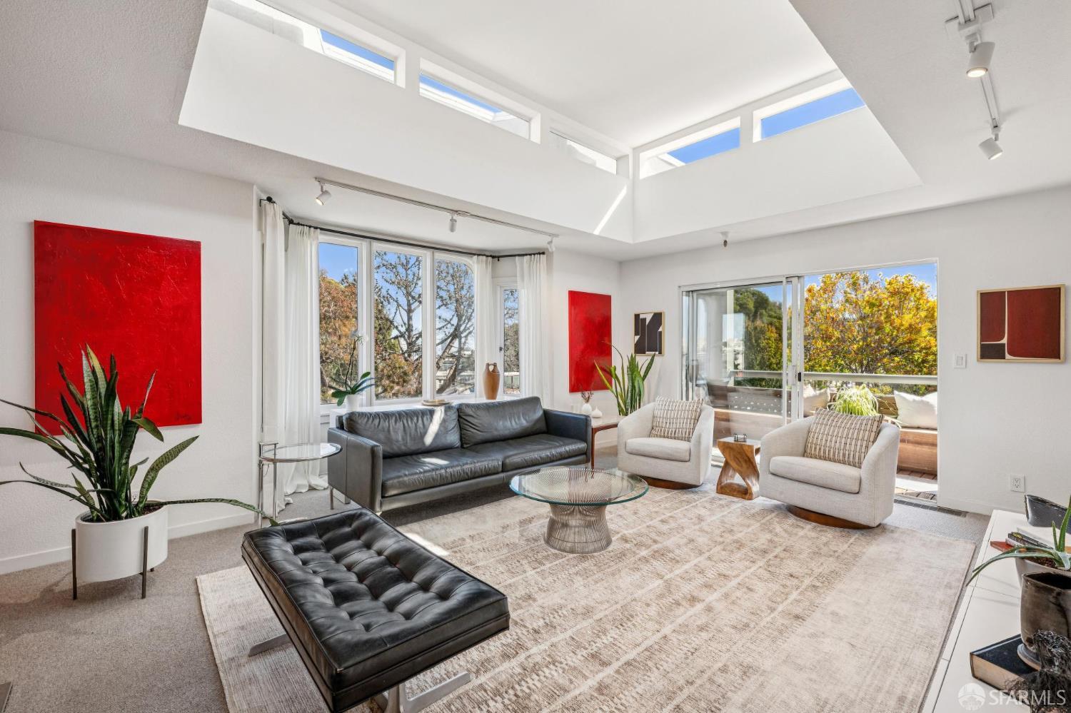 1901 Eddy Street #3 - Main photo