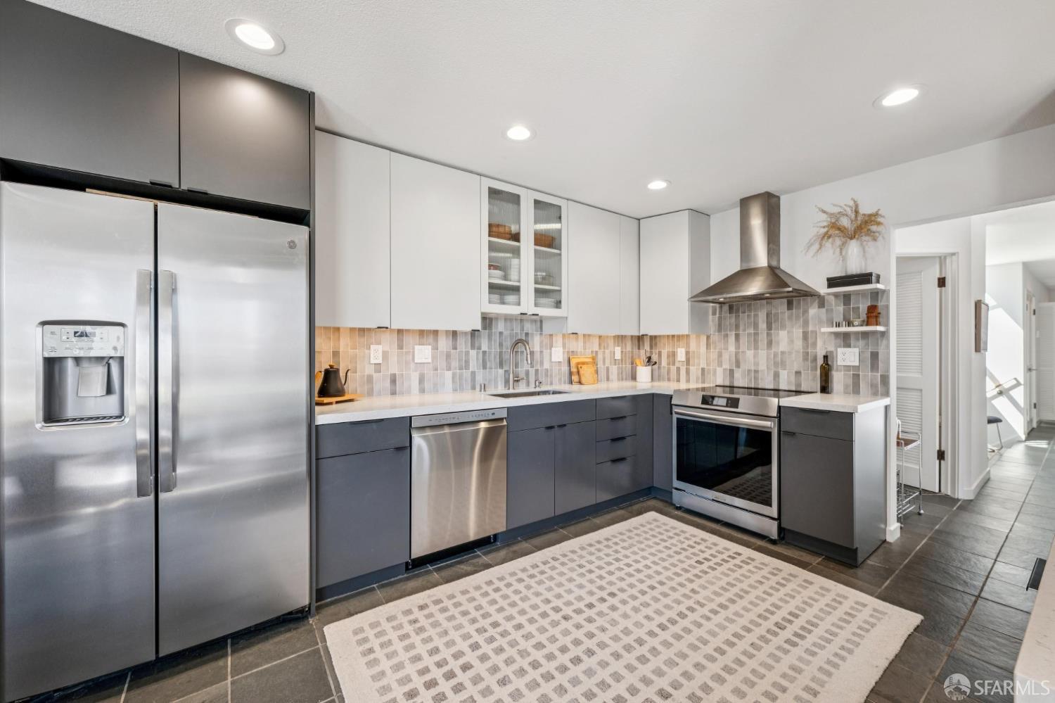 1901 Eddy Street #3 - Photo 4