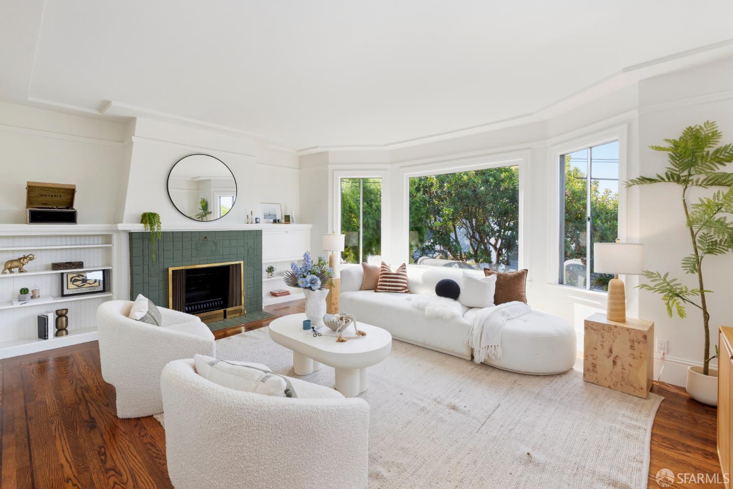554 Bright Street - Photo 2