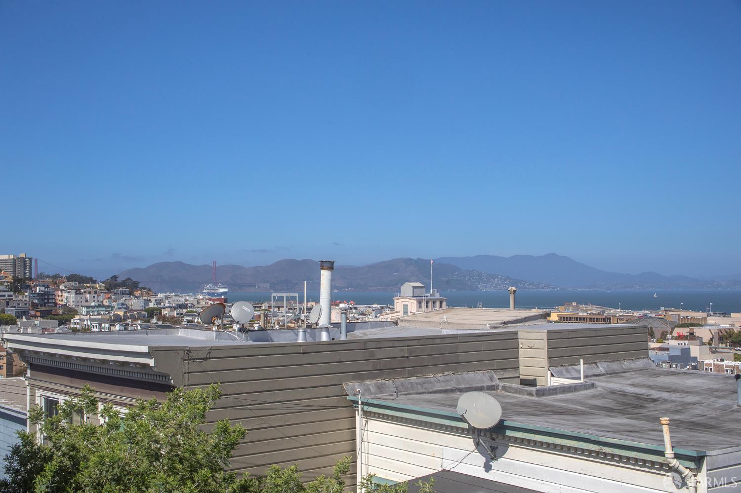 526-530 Lombard Street - Photo 3