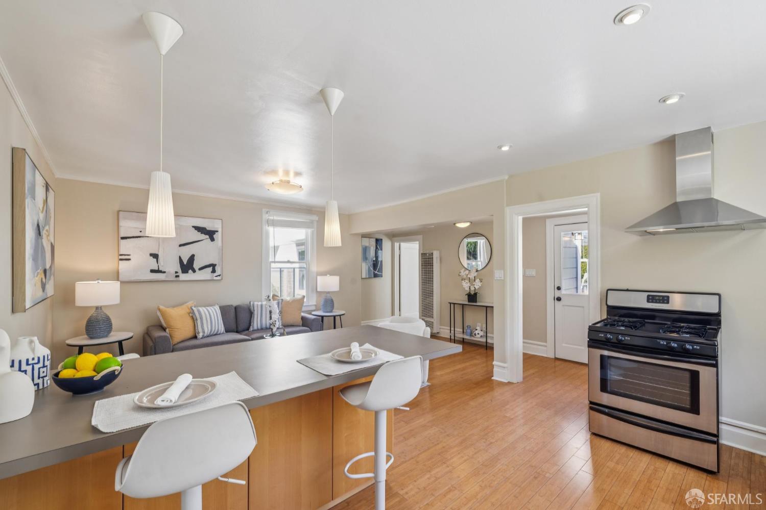 1354 Natoma Street - Photo 5