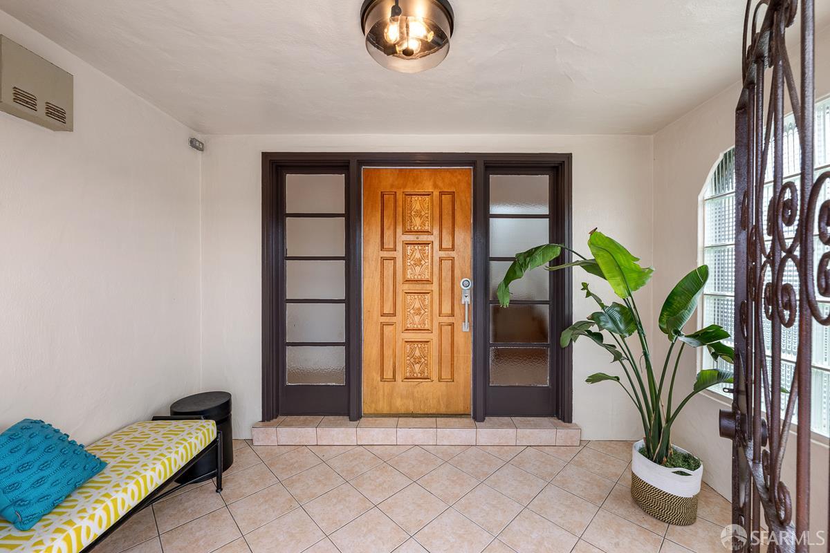4351 Ulloa Street - Photo 3