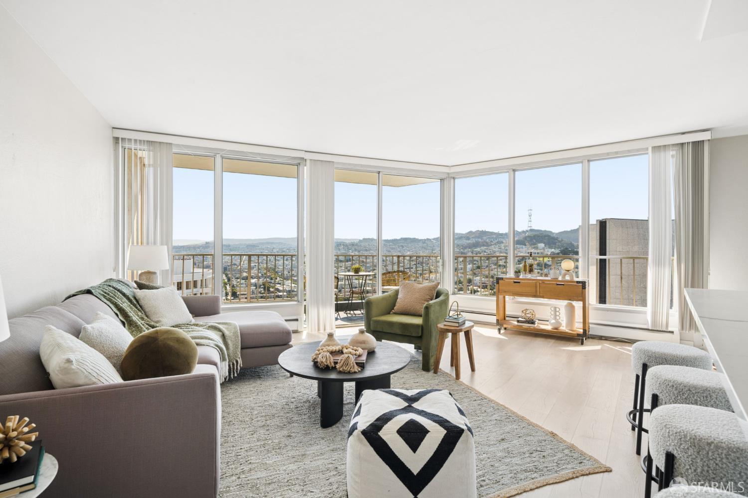 1200 Gough Street #19E - Photo 4