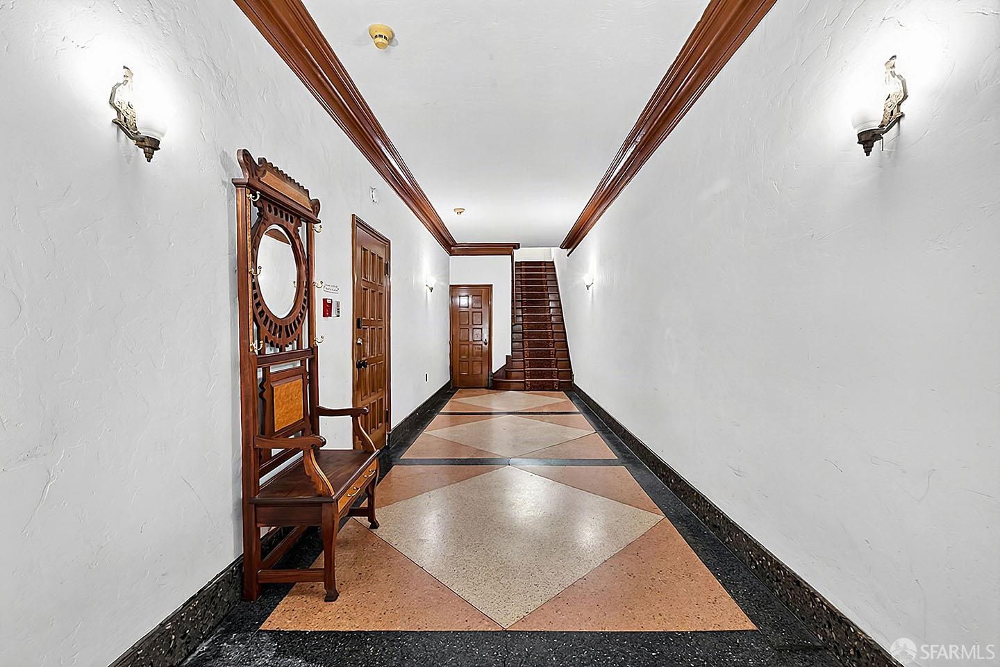 62 Oakwood Street - Photo 2