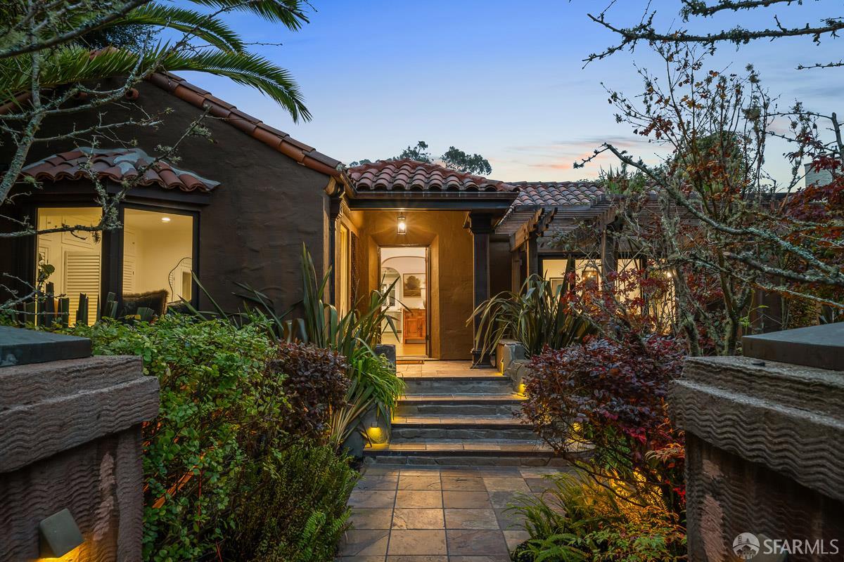 35 Ventura Avenue - Main photo
