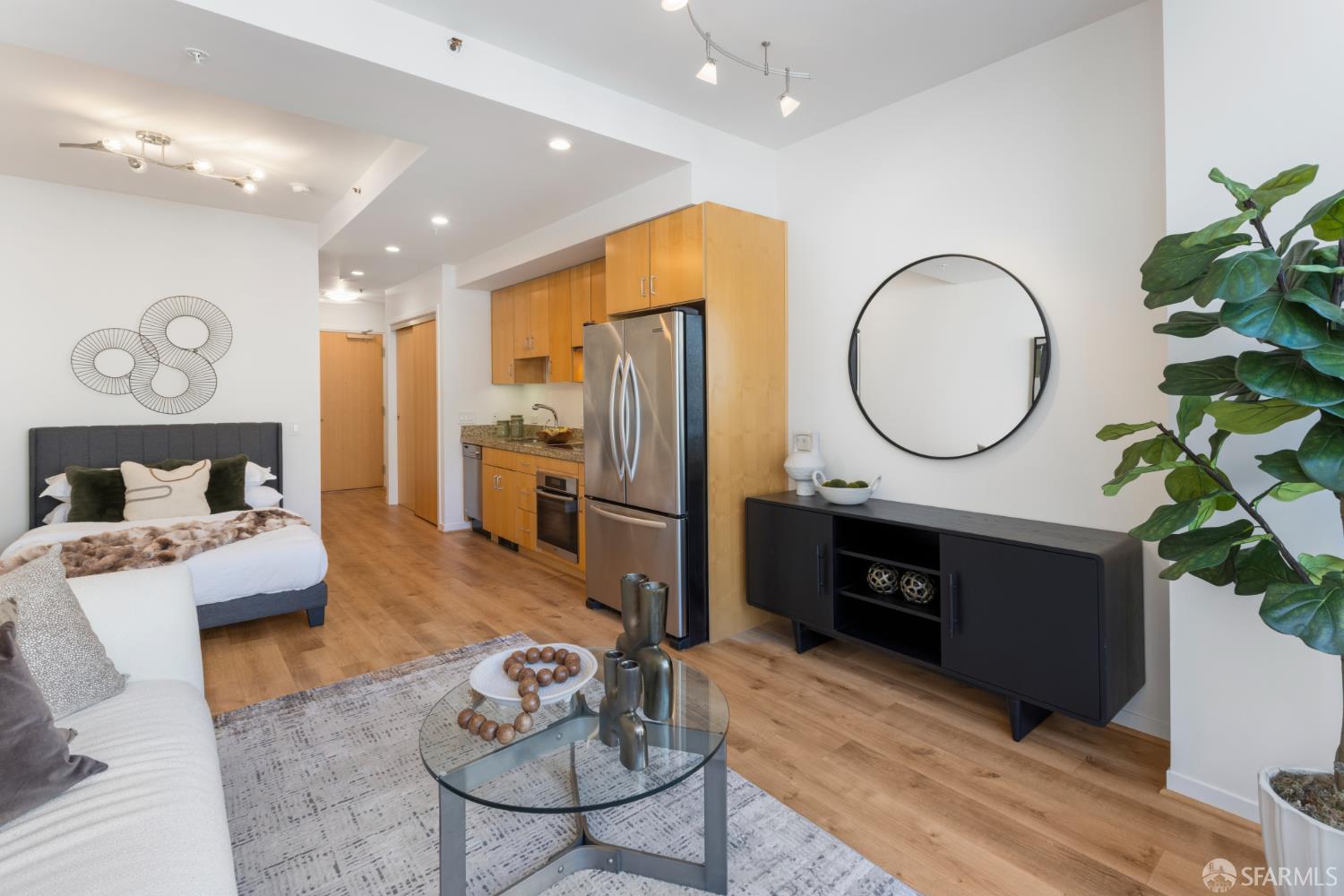 750 Van Ness Avenue #402 - Photo 4