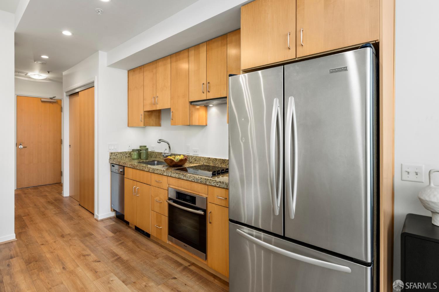 750 Van Ness Avenue #402 - Photo 5