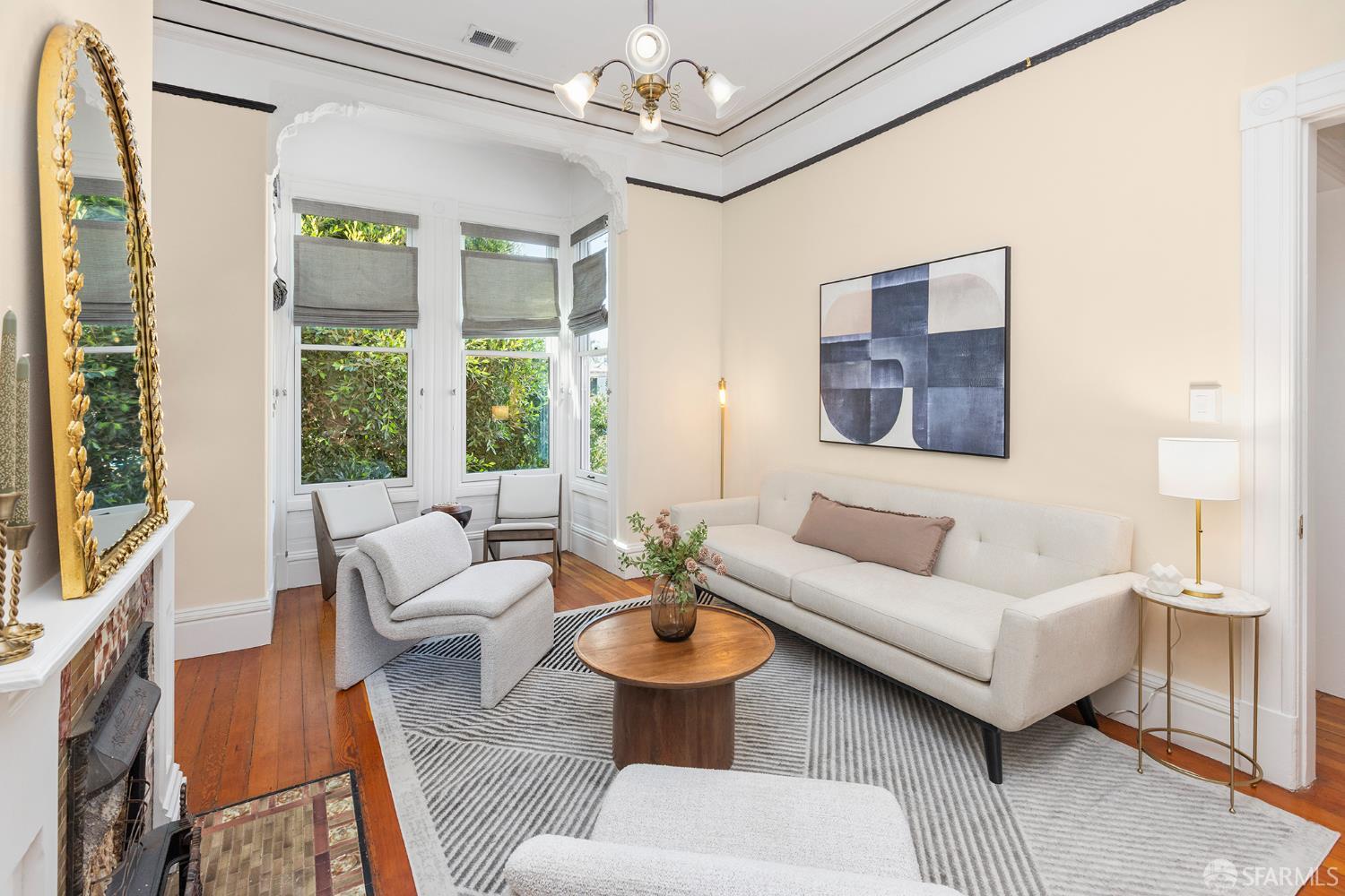 279 Bartlett Street - Photo 3