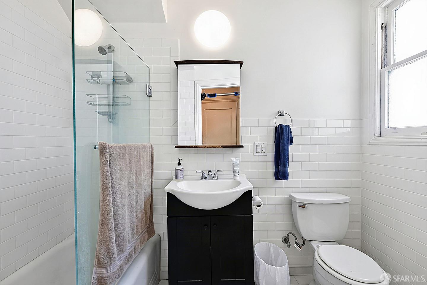 62 Oakwood Street - Photo 5