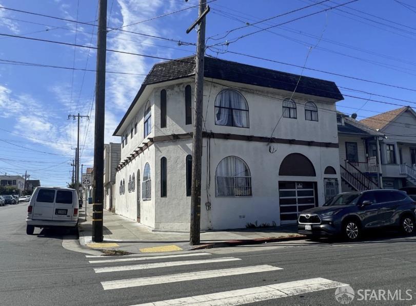 1496 Silver Avenue - Main photo
