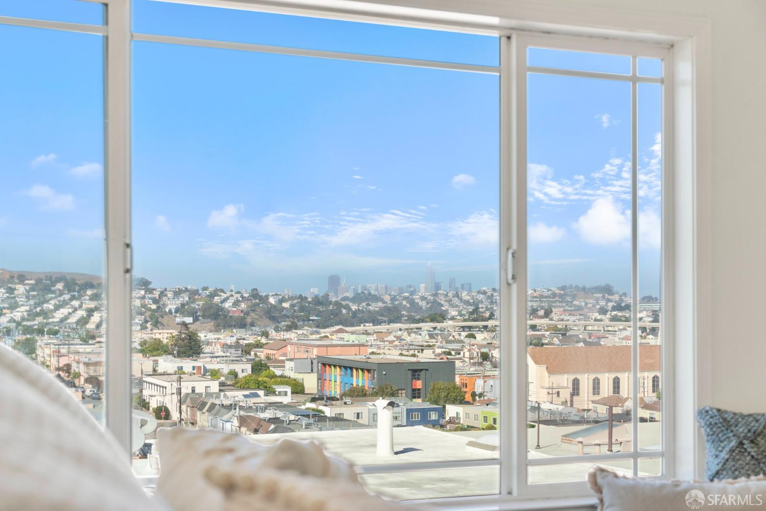 135 Karen Court - Photo 2
