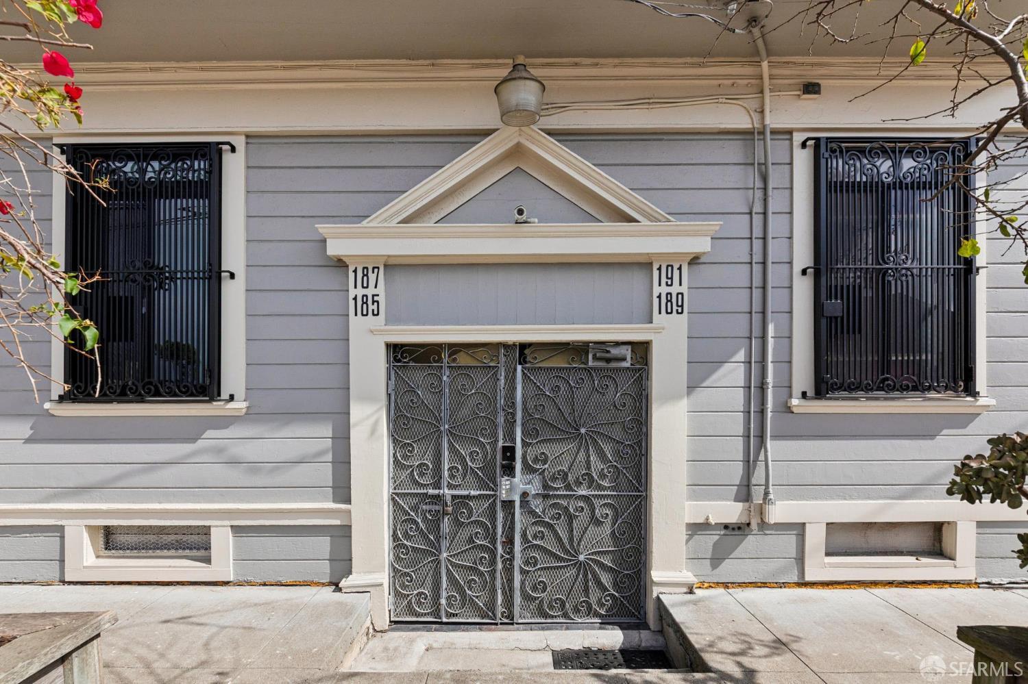 185-191 Hampshire Street - Photo 2