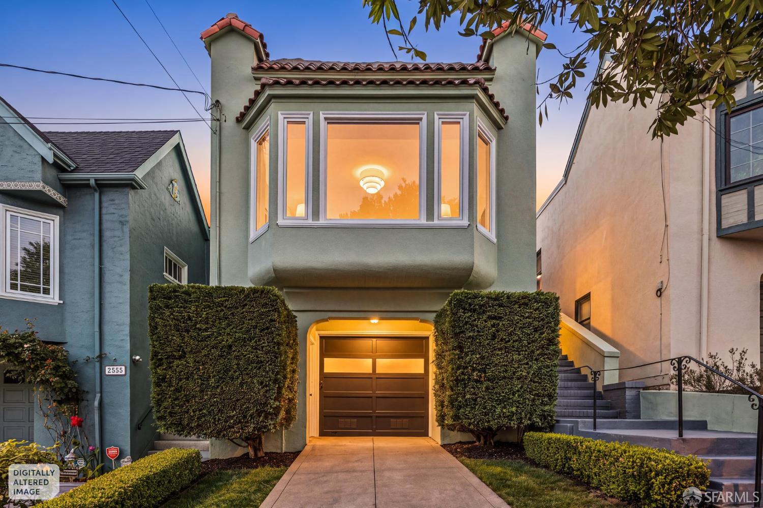 2551 15th Avenue - Main photo