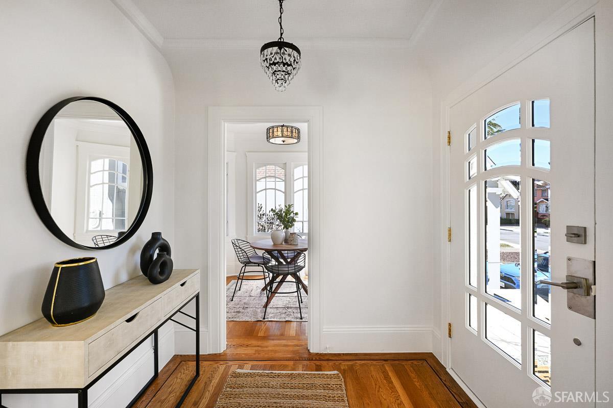 705 Victoria Street - Photo 4