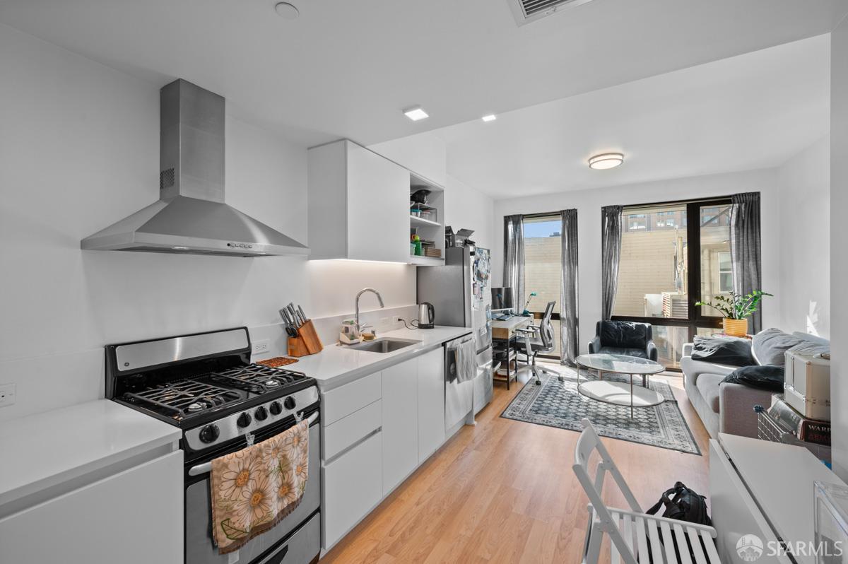 1545 Pine Street #410 - Photo 3
