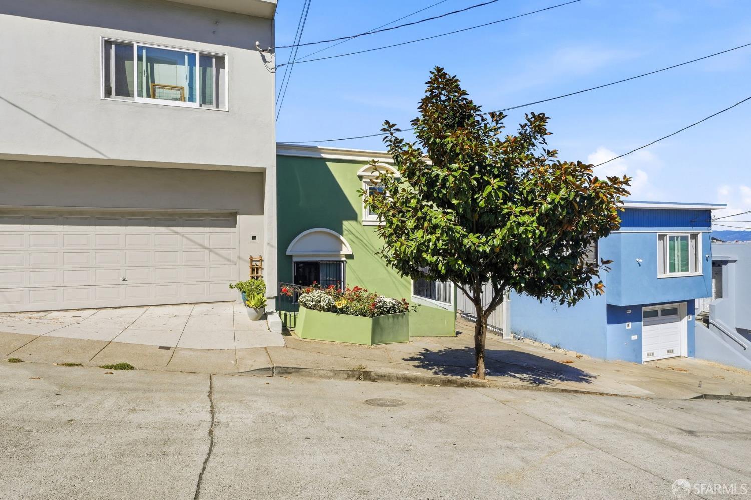 224 Dwight Street - Photo 3