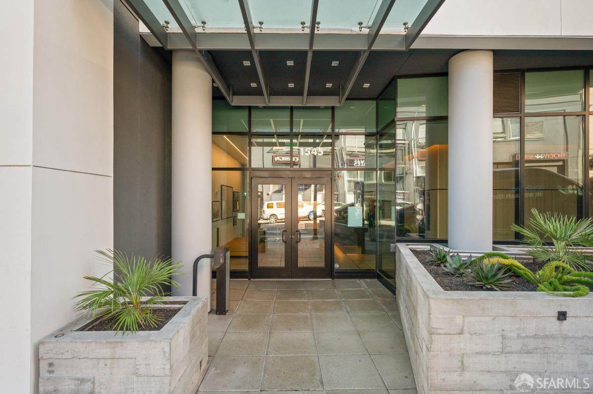 1545 Pine Street #410 - Photo 2