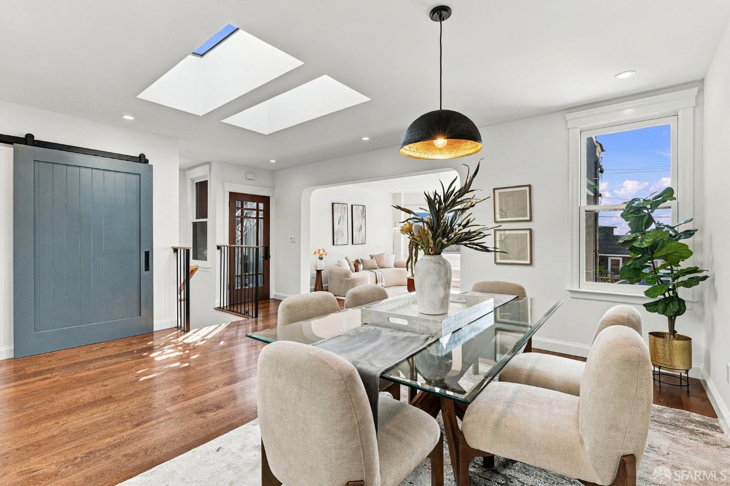 1434 46th Avenue - Photo 4