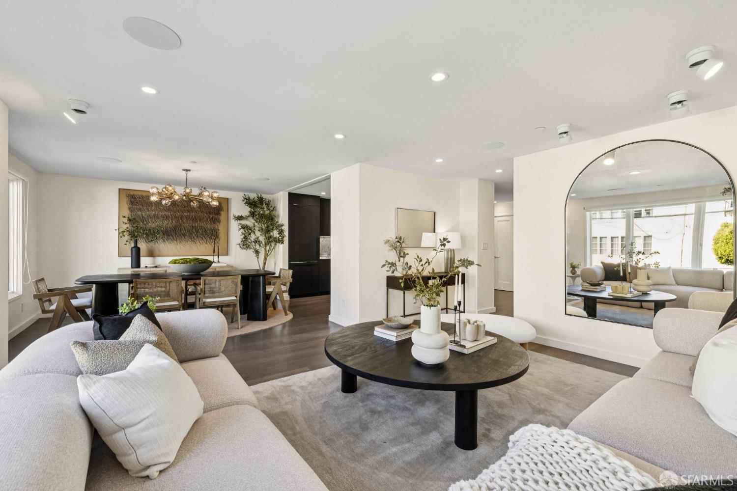 2847 Gough Street - Photo 4