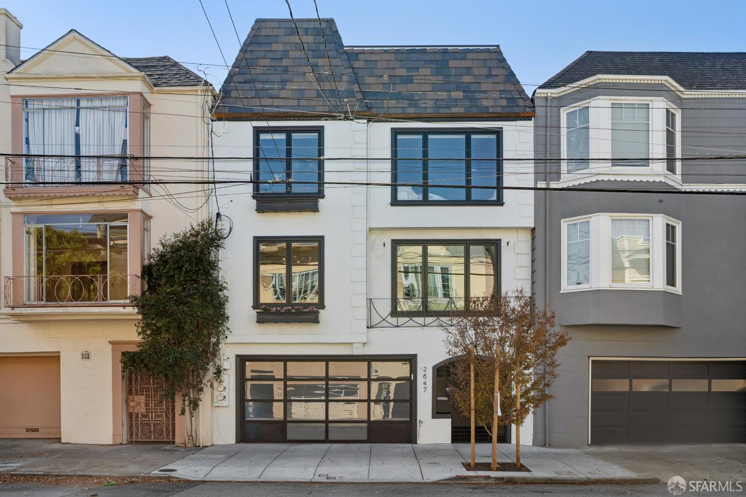 2847 Gough Street - Main photo