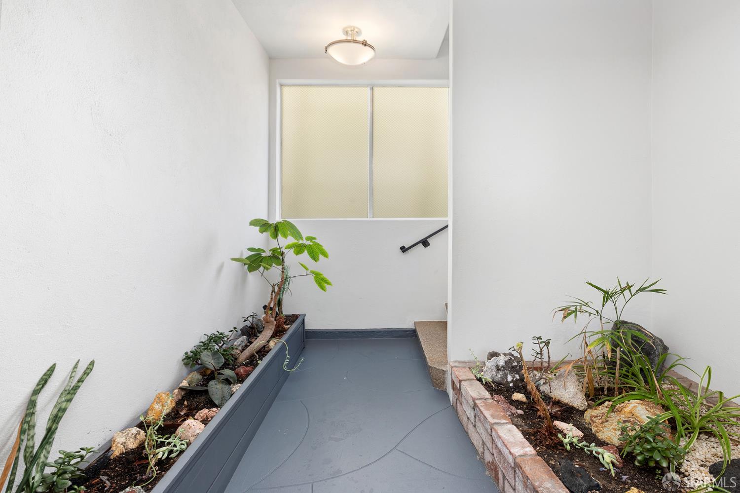 1230 Clayton Street - Photo 4