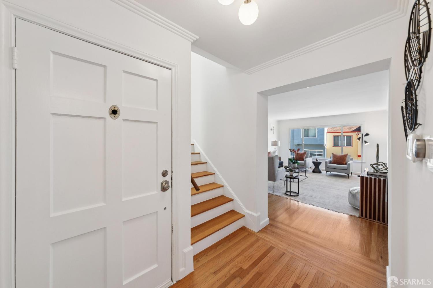 345 Molimo Drive - Photo 3