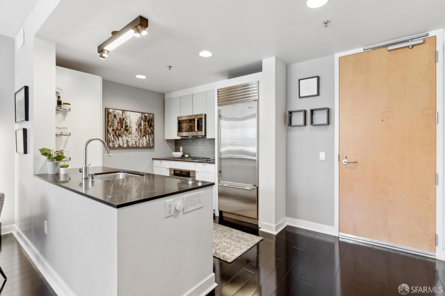501 Beale Street #18E - Photo 5