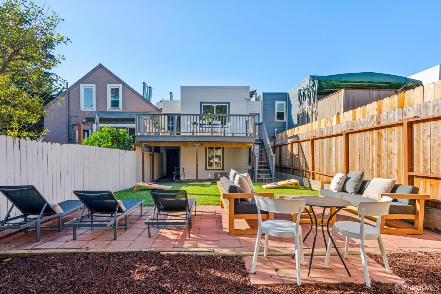 371 Prague Street - Main photo
