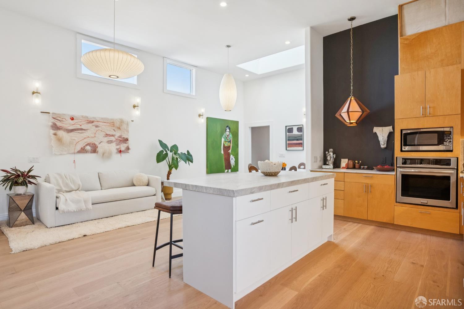 1005 Cortland Avenue - Photo 2