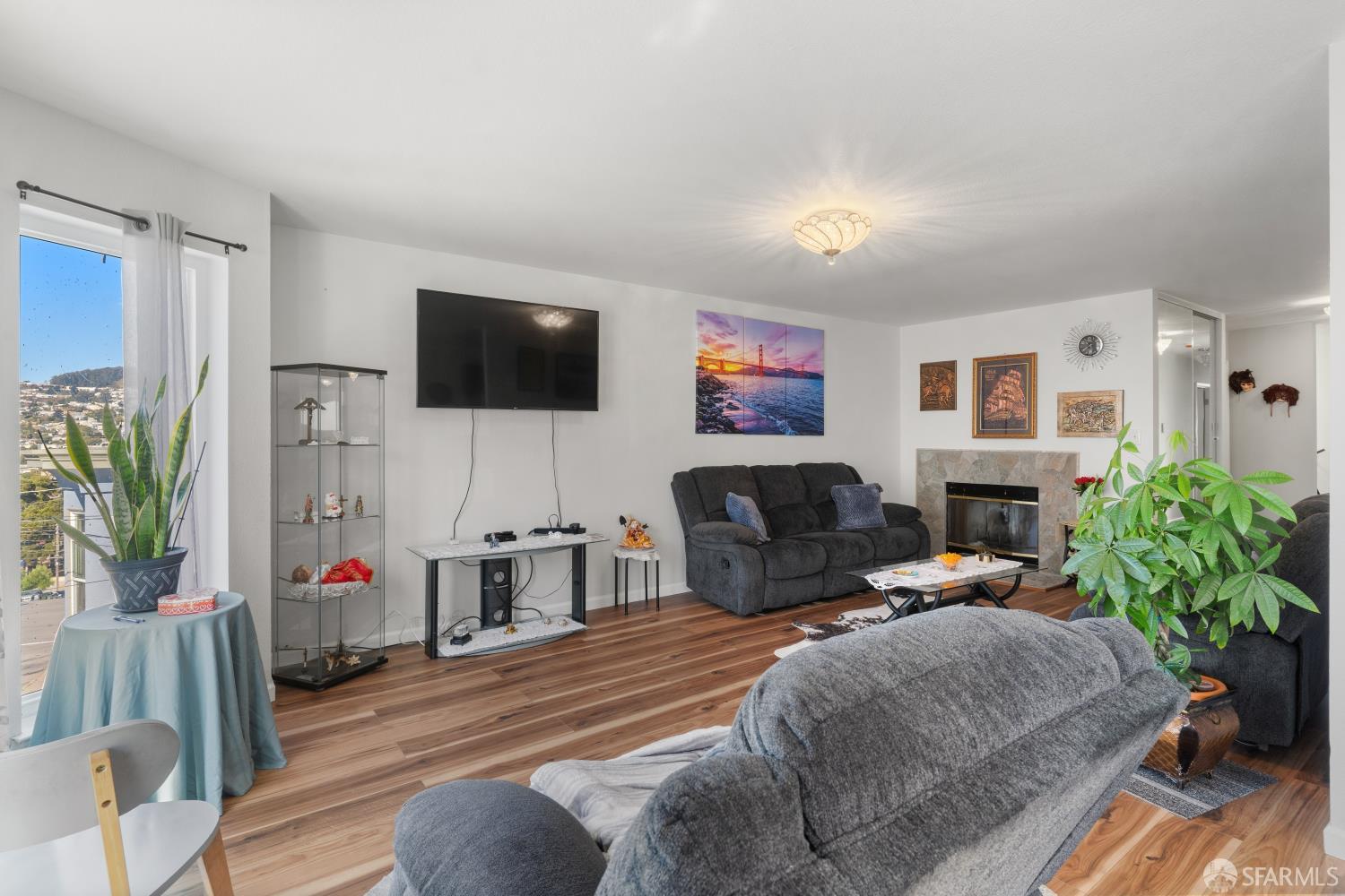 251 Peru Avenue - Photo 5