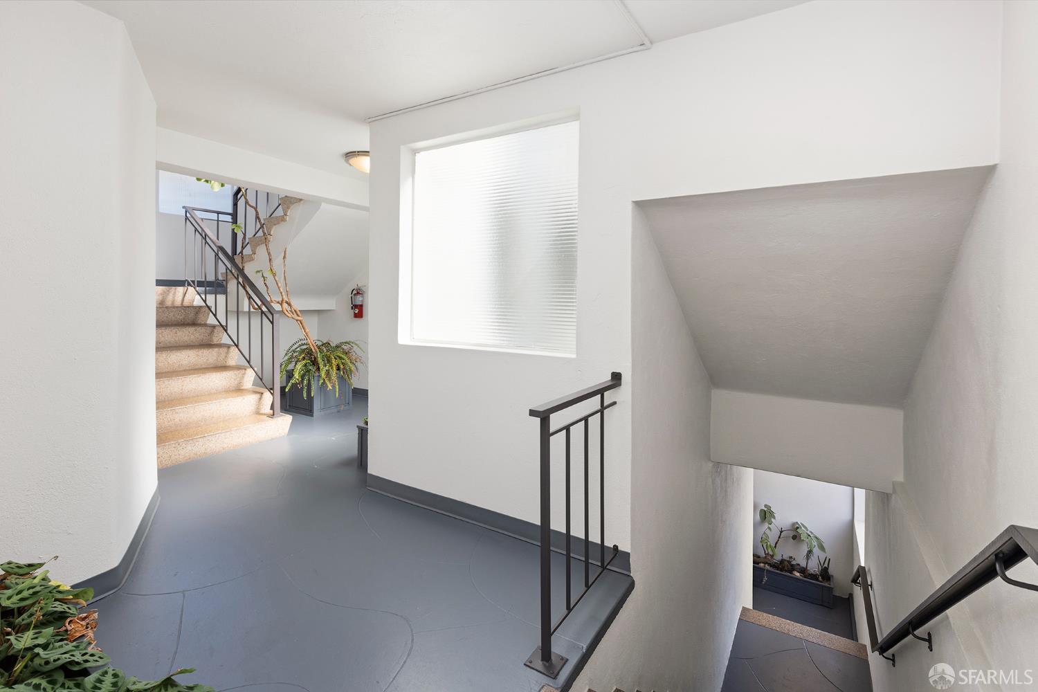 1230 Clayton Street - Photo 5