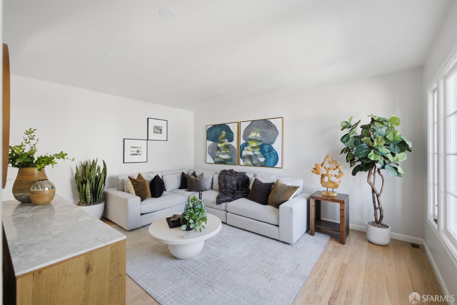 39 Melrose Avenue - Photo 3