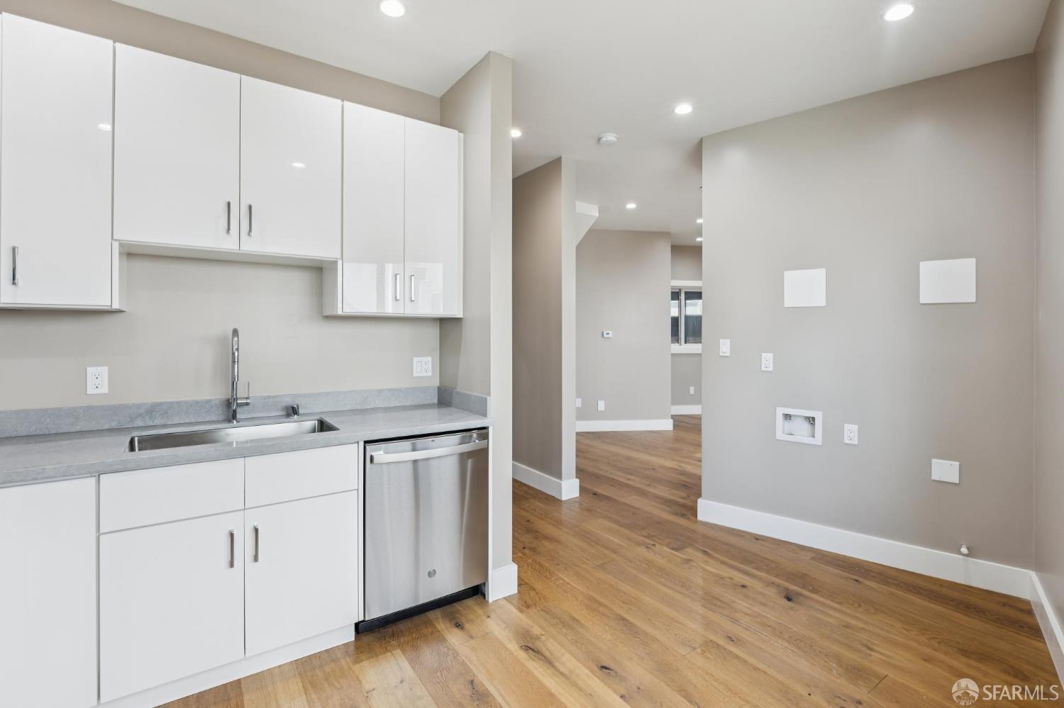 2 Lupine Avenue #A - Photo 5