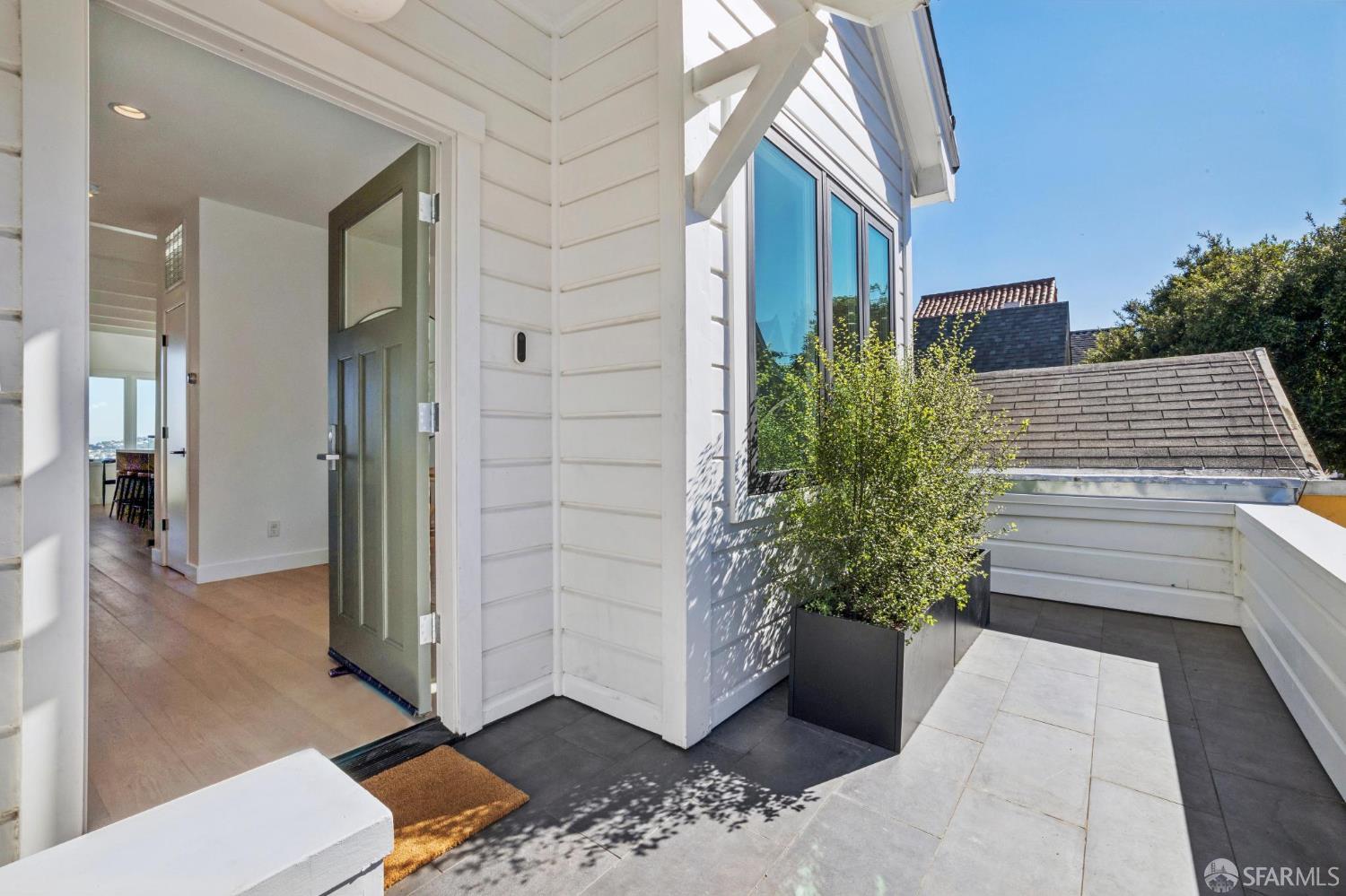 3643 Folsom Street - Photo 2
