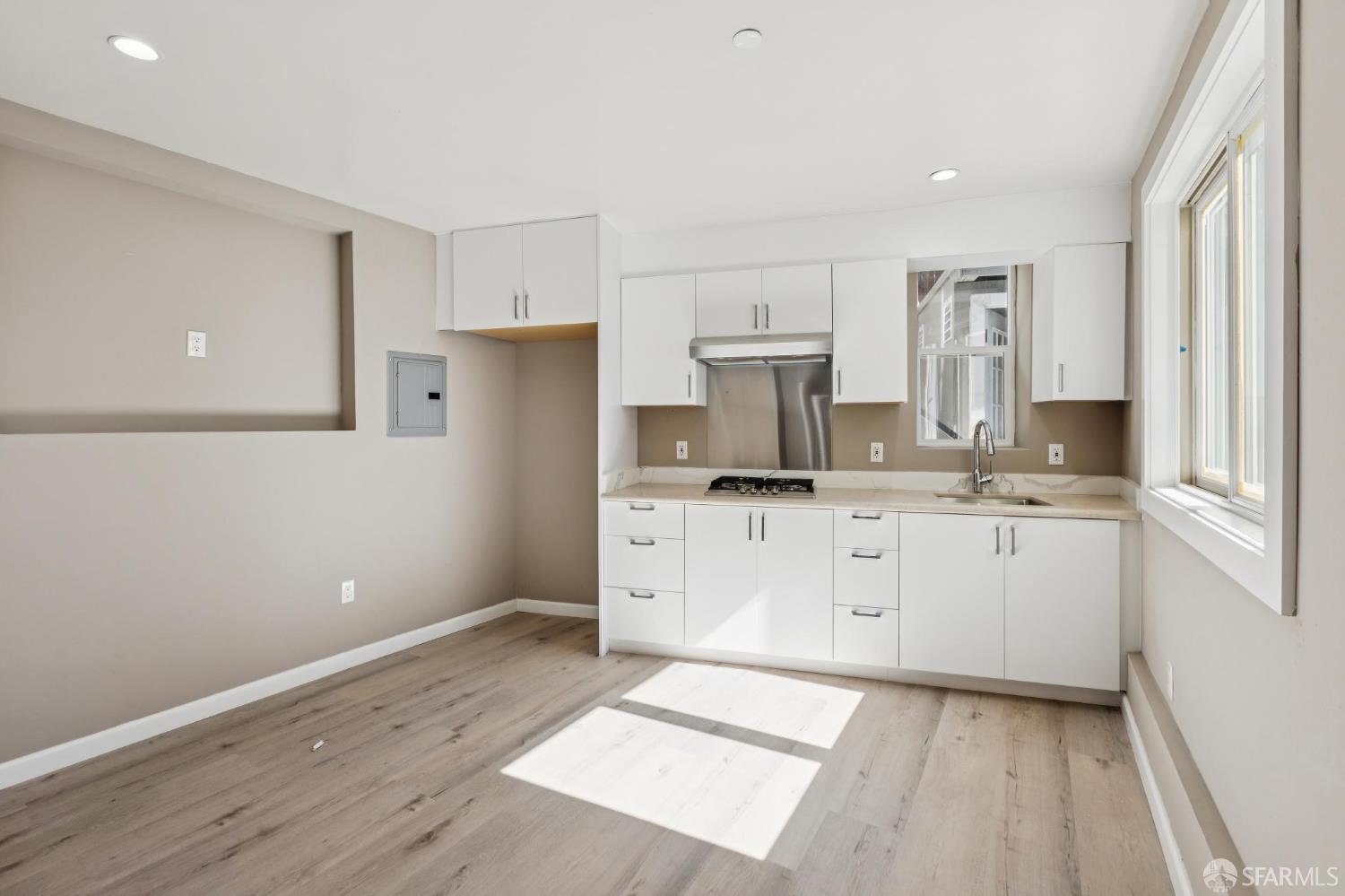 2 Lupine Avenue #B - Photo 2