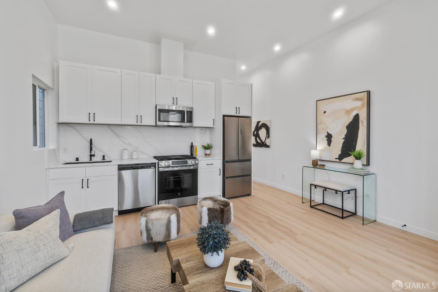 337 Jules Avenue - Main photo