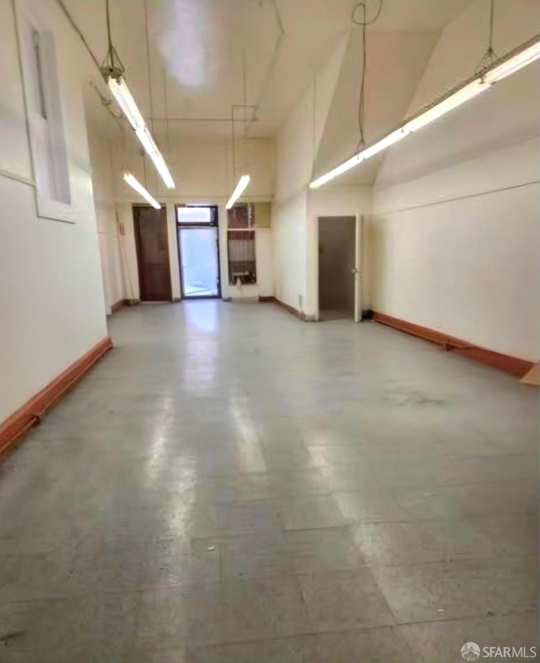 916 Clay Street #13 - Photo 2
