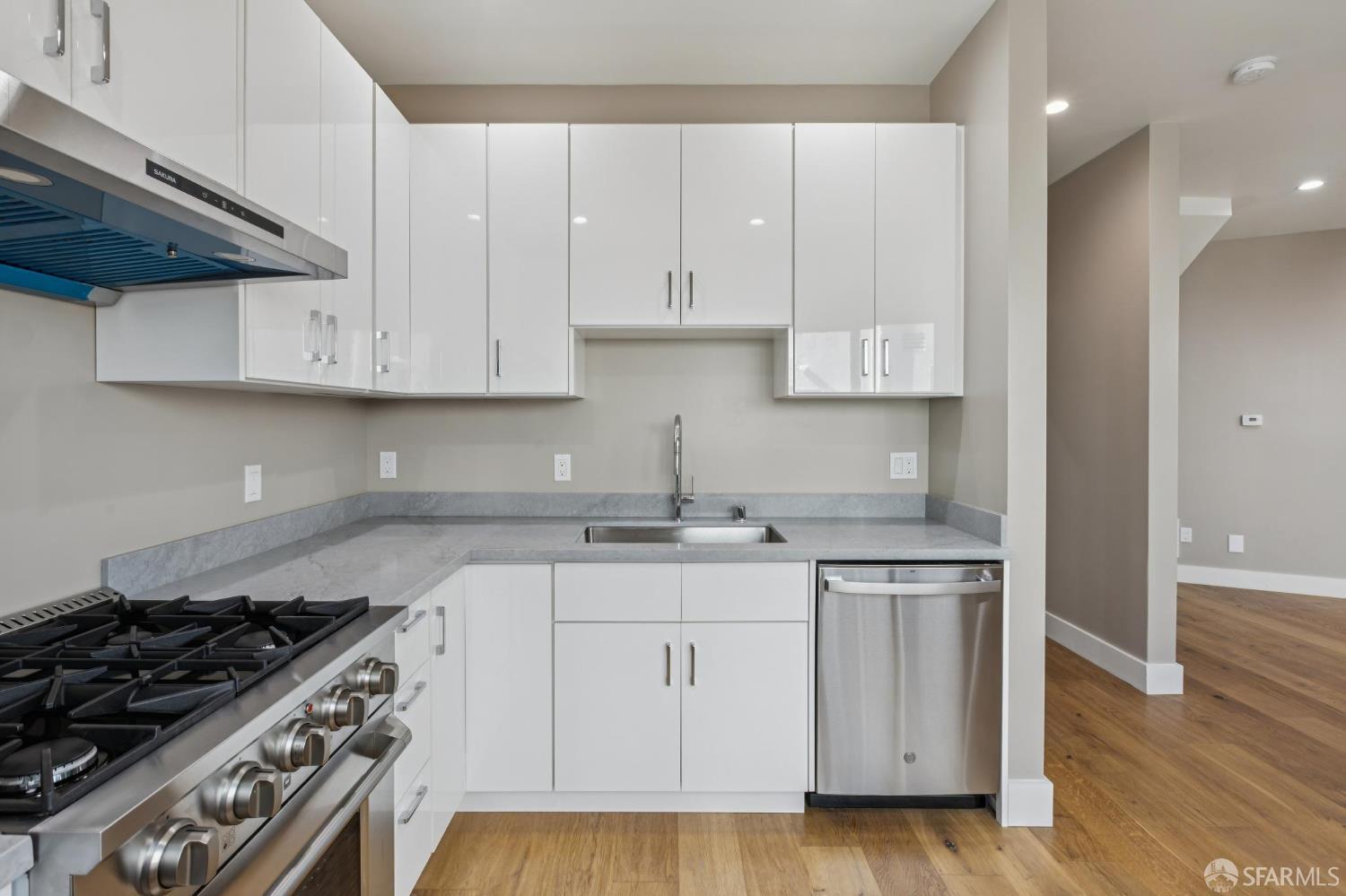 2 Lupine Avenue #A - Photo 4