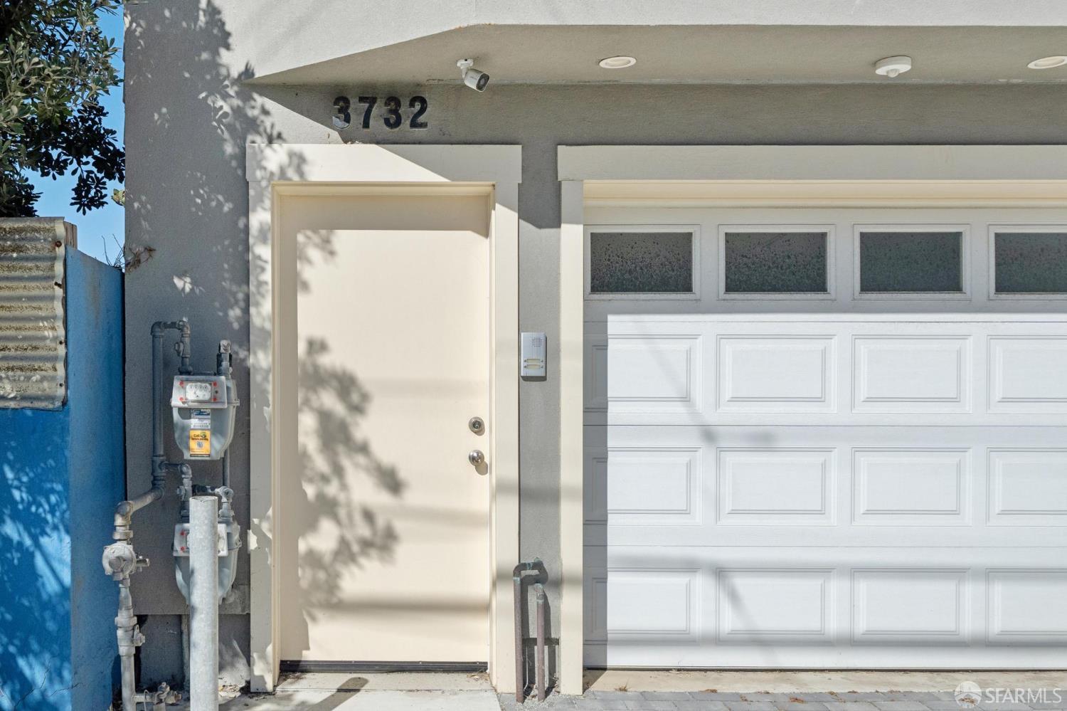 3732 Rivera Street - Photo 2