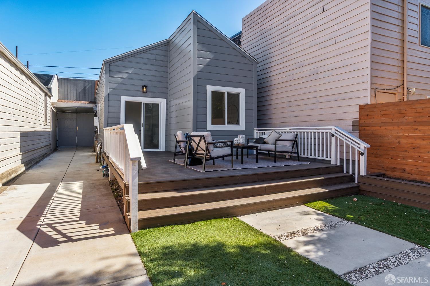 337 Jules Avenue - Photo 3