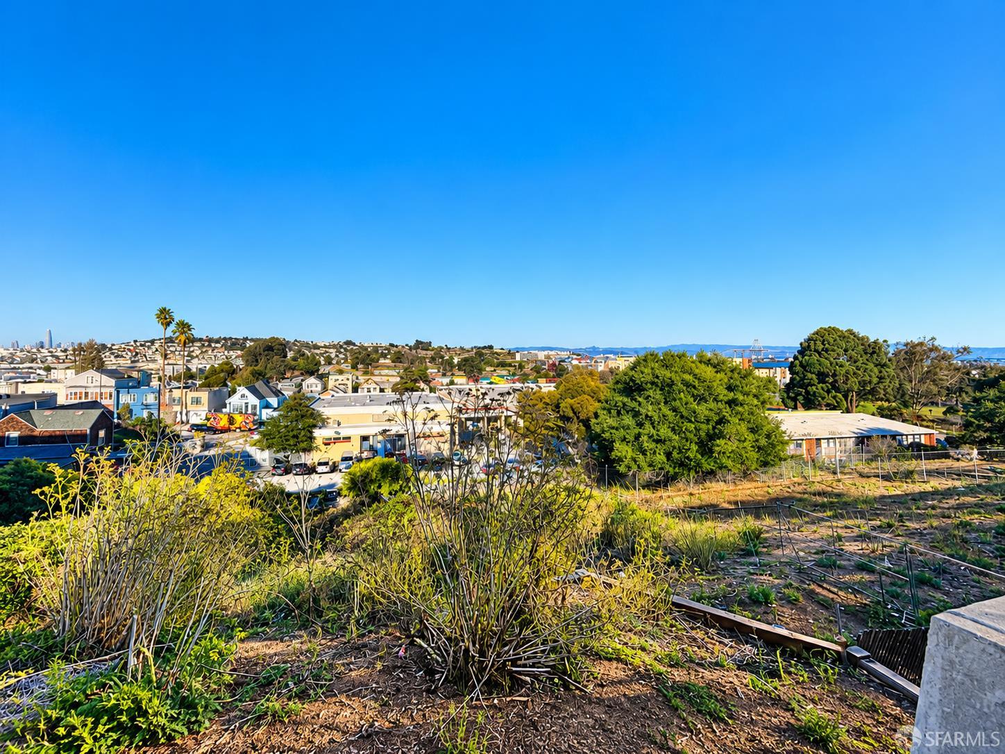 854 Ingerson Avenue - Main photo