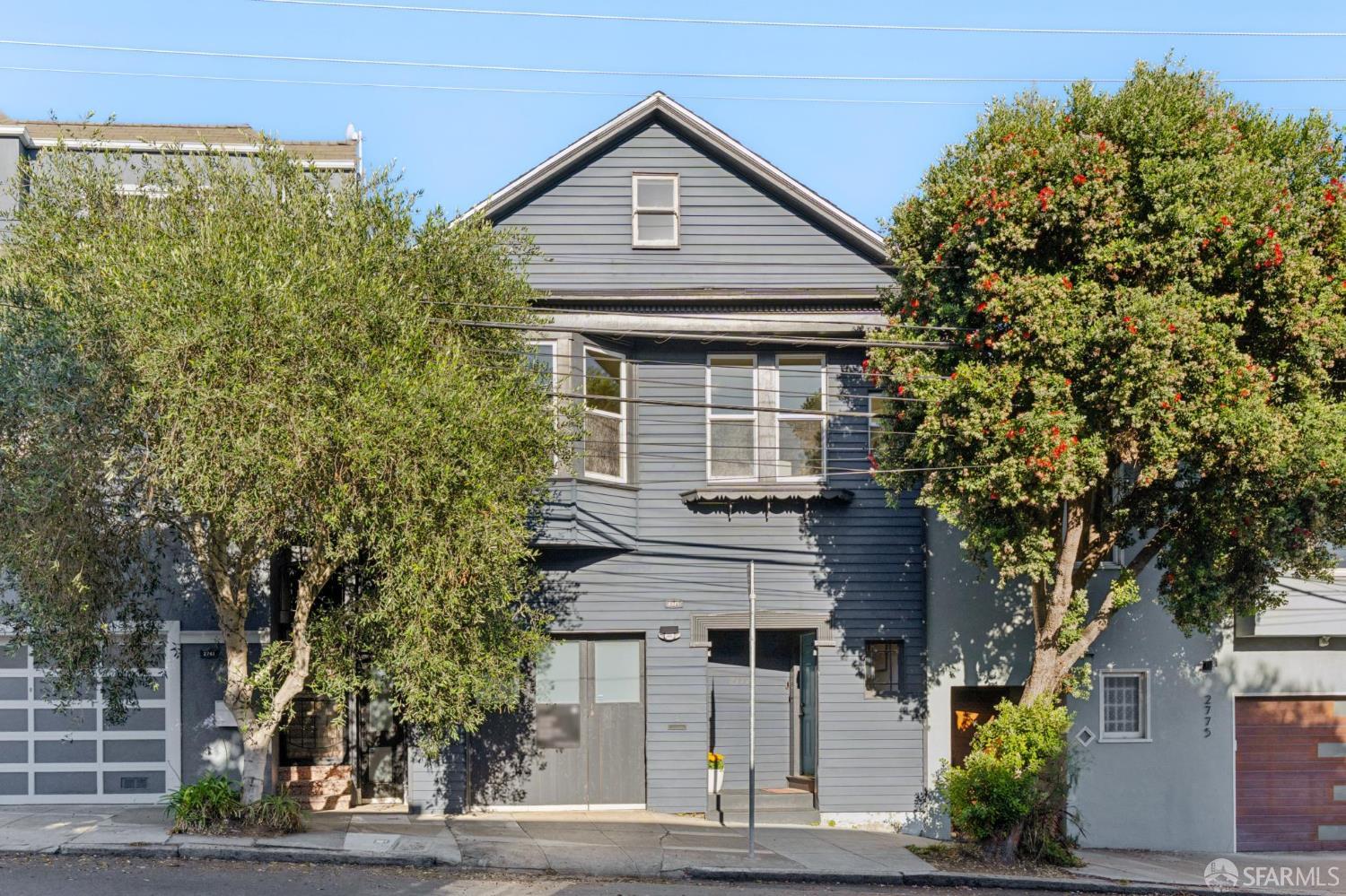 2771 Diamond Street - Main photo