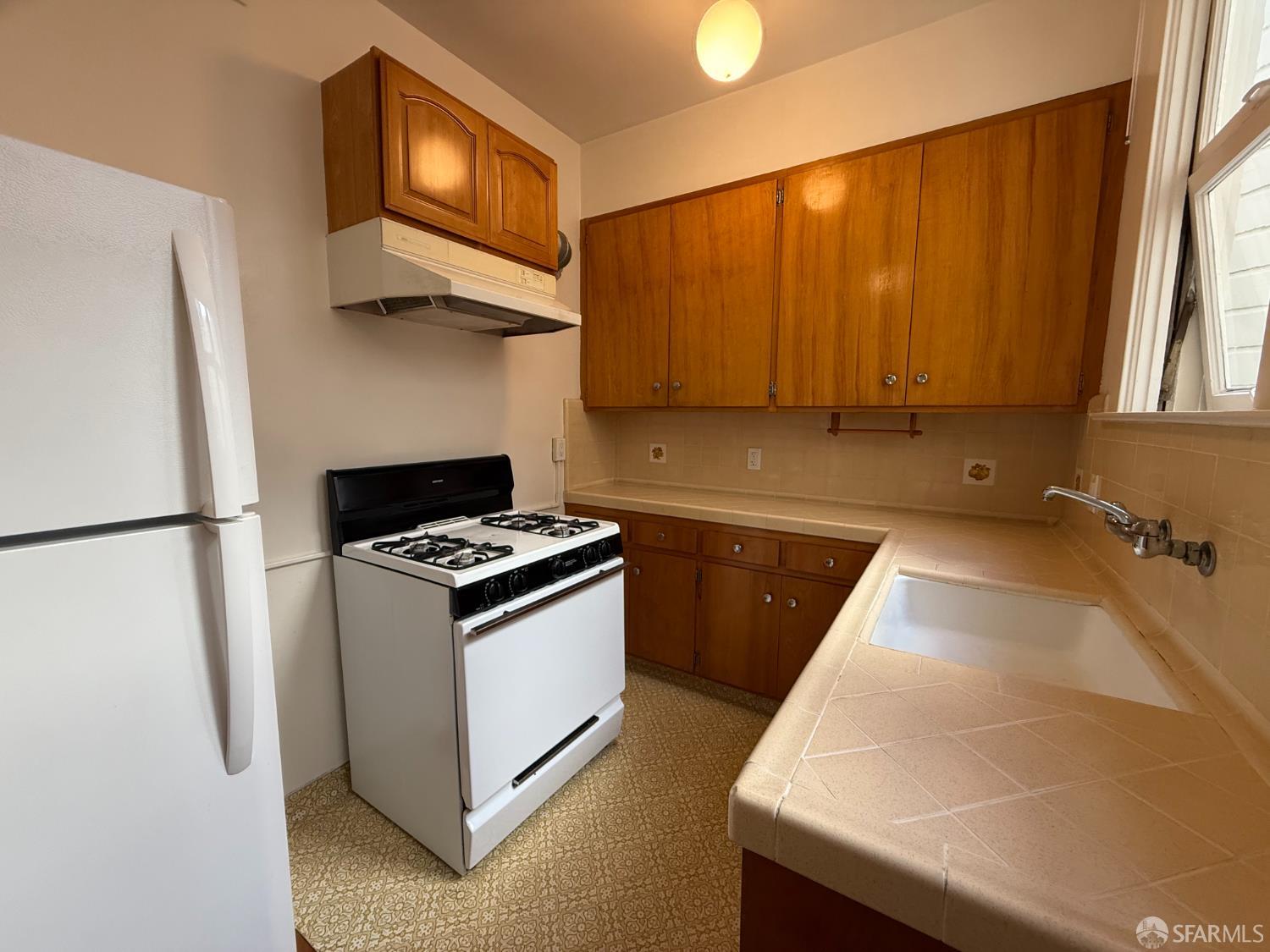 3033 Franklin Street #4 - Photo 3
