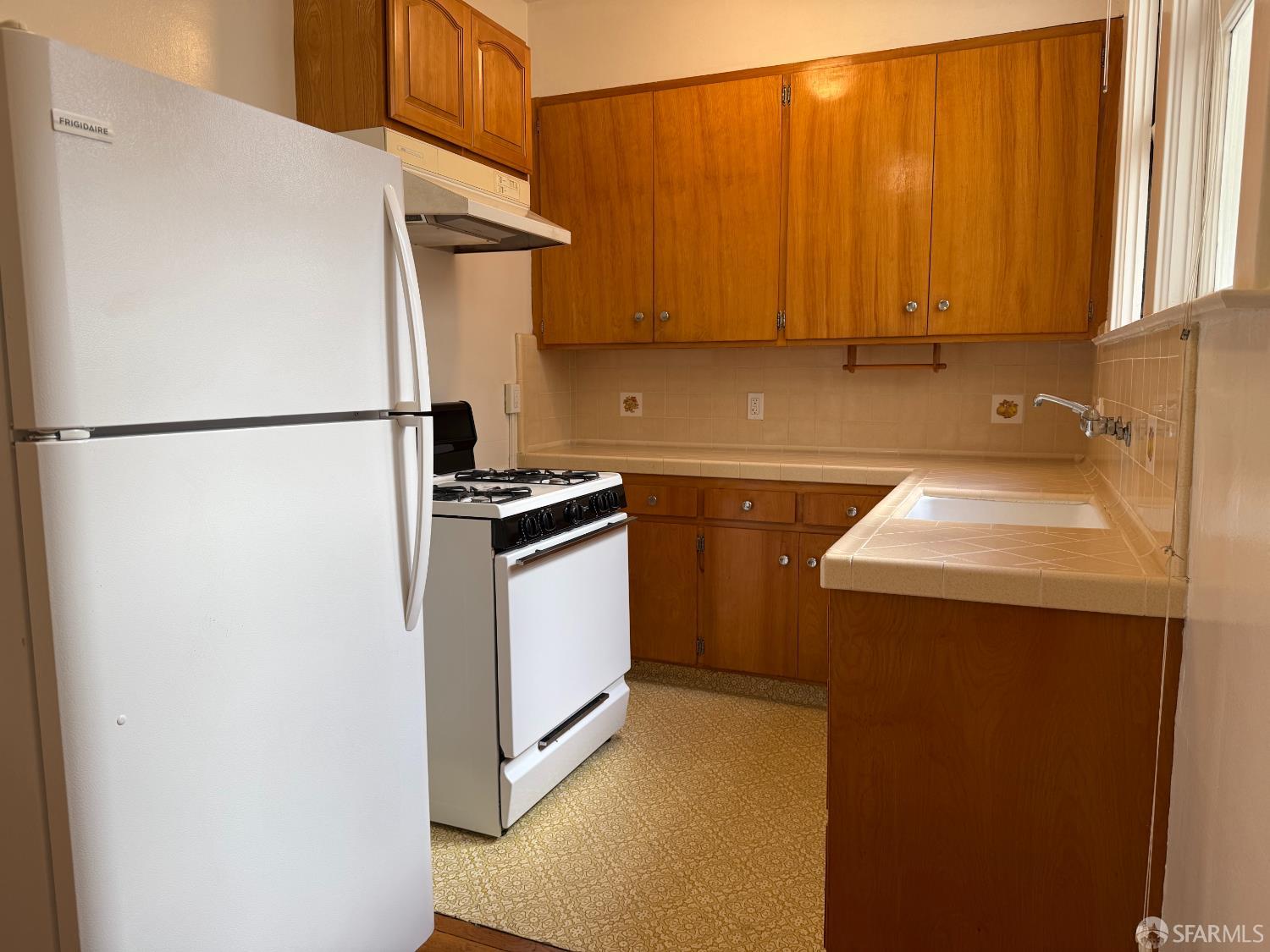 3033 Franklin Street #4 - Main photo