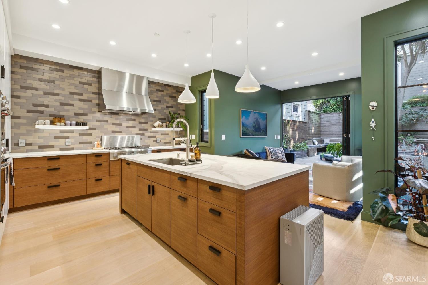 858 Ashbury Street - Photo 3