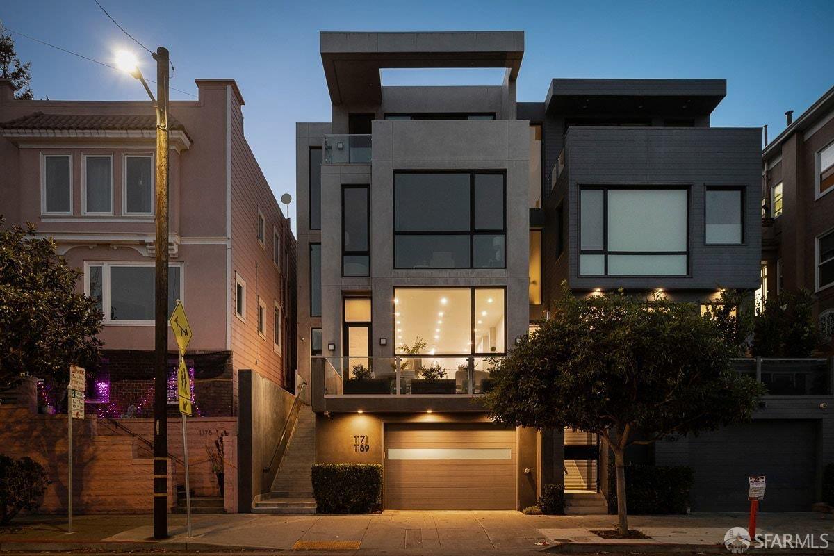 1169 Stanyan Street - Photo 2