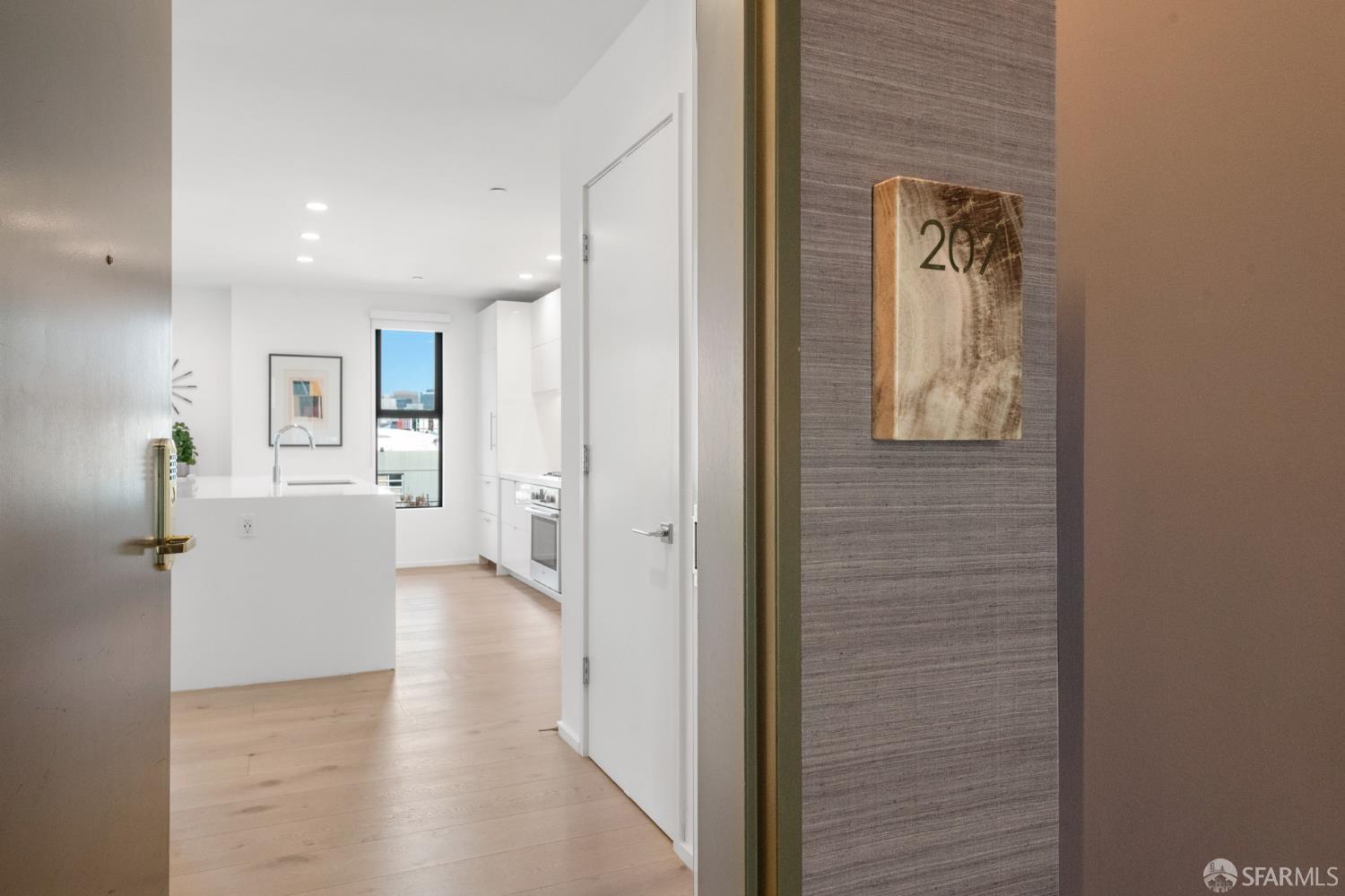 310 Carolina Street #207 - Photo 2