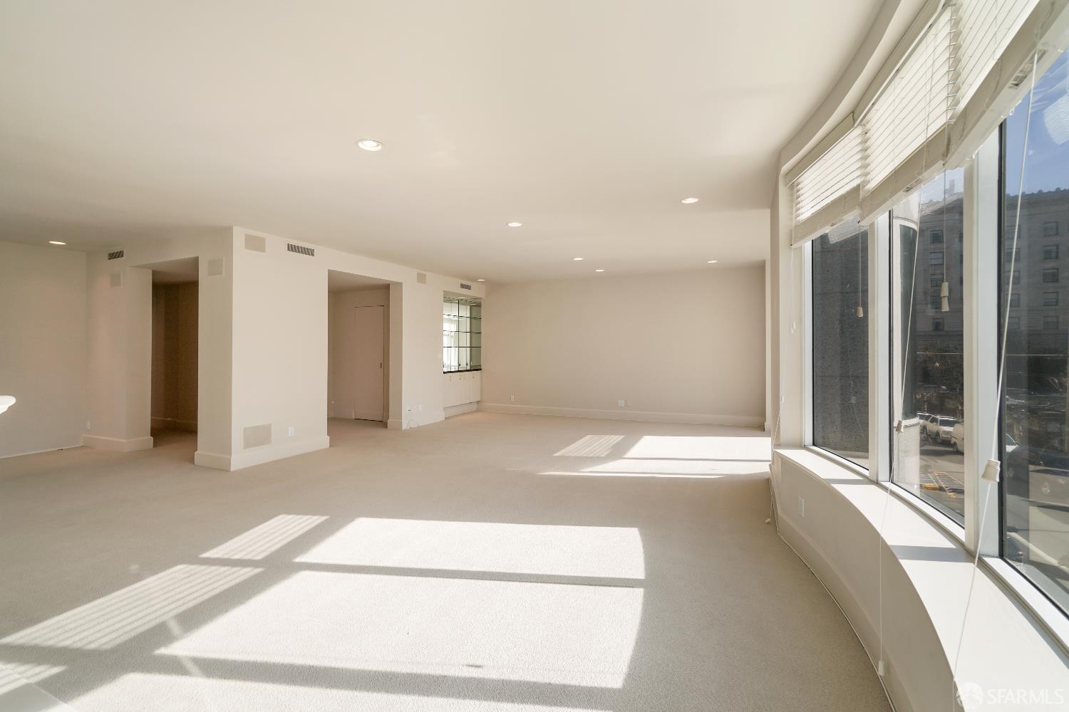 1150 Sacramento Street #302 - Photo 3