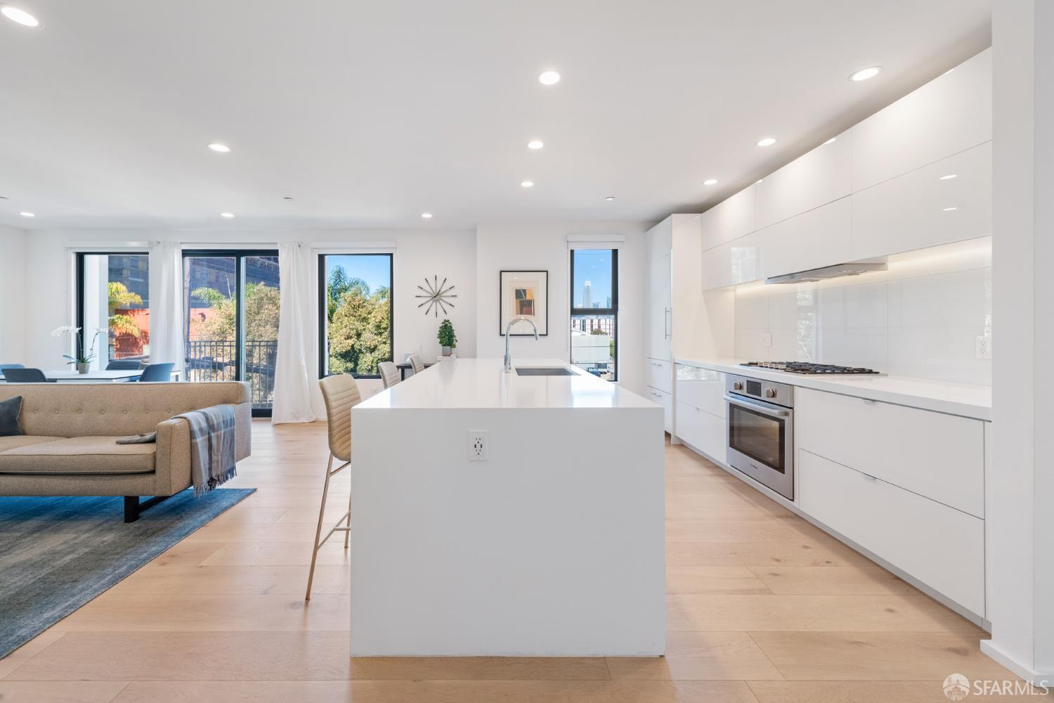 310 Carolina Street #207 - Photo 3