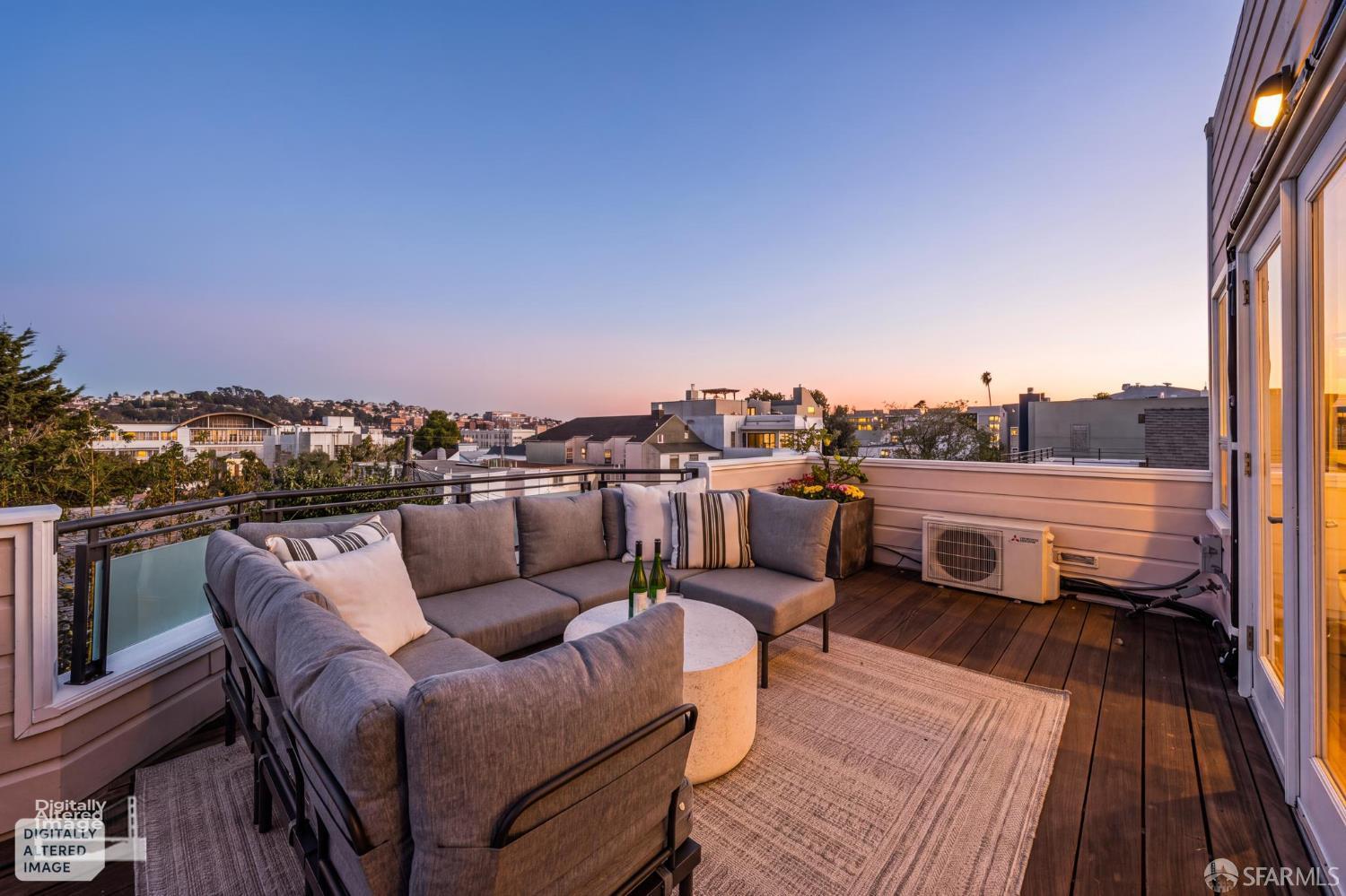 843 South Van Ness Avenue #8 - Main photo